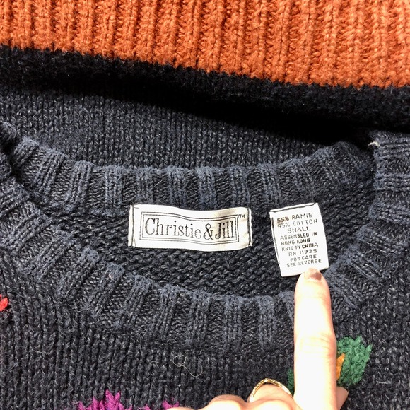 Christie & Jill Sweater Womens S Navy Blue Floral Knit Retro Paisley Vintage 90s - Picture 10 of 10
